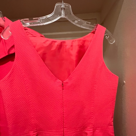 Shocking Pink vintage  suit with padded shoulders - Picture 5 of 13